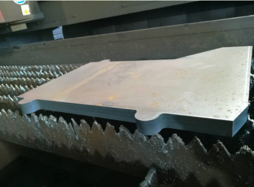 激光切割加工不同板材選擇問題